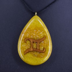 ogrlica astrologija talisman