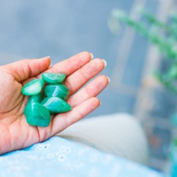 green aventurine, aventurine, pocket crystal, energy crystal, crystals for good luck