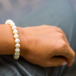 MOTHER OF PEARL bracelet