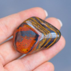 tigrovo železo, tigrovo oko, kristal moči, kristali za energijo, žepni kristal, kristali za zdravje