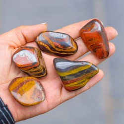 tigrovo železo, tigrovo oko, kristal moči, kristali za energijo, žepni kristal, kristali za zdravje