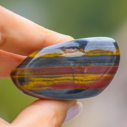 tigrovo železo, tigrovo oko, kristal moči, kristali za energijo, žepni kristal, kristali za zdravje