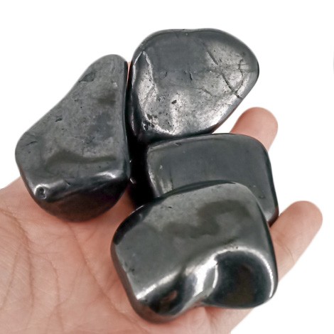 SHUNGITE pocket gemstone