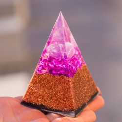 orgonit piramida ametist