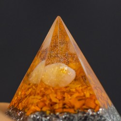 citrin, šungit, orgonit, piramida, pentagram, ezoterika, zaščita, orgoniti