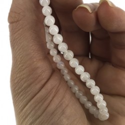 mavrični mesečev kamen