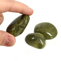 epidot, epidot jaspis, jaspis, žepni kristal, kristal za meditacijo, kristal za manifetsacijo