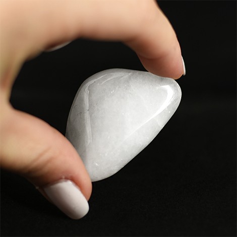 snežni kvarc, snežni kvarc kristal, žepni kristal,kristal jasnosti, kristali za mir, kristali za odločanje