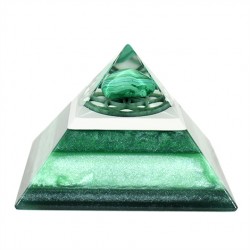 malahite orgonite pyramid, crystal shop, positive impacts on room