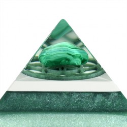 malahite orgonite pyramide, decorative crystals, crystal for protection, positive energy