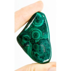 malachite, malachite crystal, heart chakra, transformation crystal