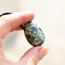 kristal miru in spokojnosti, pripomoček pri meditaciji, odganjanje negativnih misli