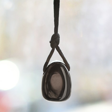 oniks ogrlica, trgovina s kristali, energijski nakit, kristal za zaščito oniks