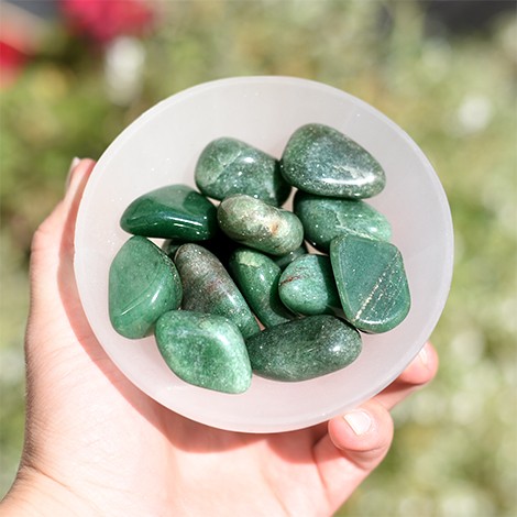 green aventurine, pocket crystal, crystal for luck