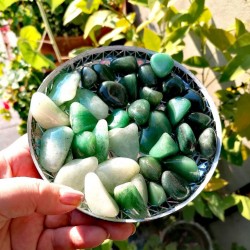 green aventurine, aventurine, pocket crystal, energy crystal, crystals for good luck