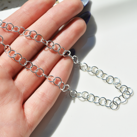 srebrna verižica navadna ogrlica