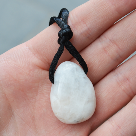 mesečev kamen ogrlica, kristal za ženske, mesečev kamen energijski nakit, trgovina s kristali