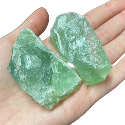 flourit zelen, nebrušen kristal, trgovina s kristali, surovi kristal fluorit, hitra dostava, kristali po ugodni ceni