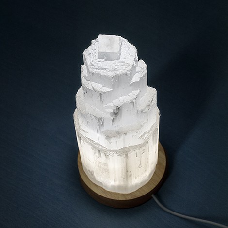 Selenit, selenit pagoda, selenit luč, selenit stolp, energijsko čiščenje, sprostitev