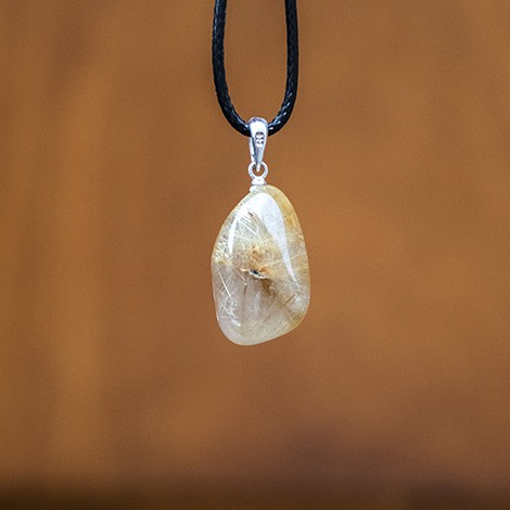 rutil kremen, rutil kremen kristal, rutil kremen ogrlica