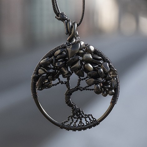 onyx, onyx necklace, tree of life, tree of life necklace, crystal necklace