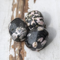 khyber stone, pocket crystal, energy crystal, protection crystal