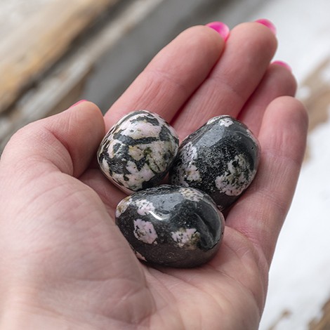 khyber stone, pocket crystal, energy crystal, protection crystal