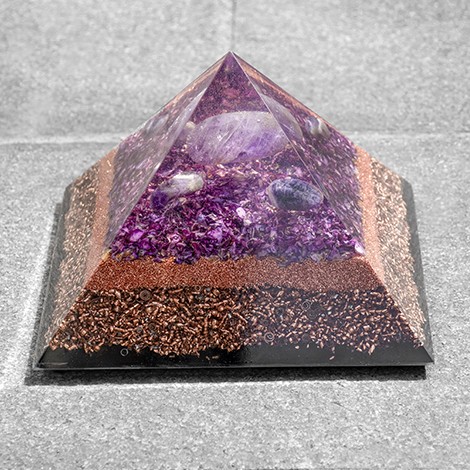 ametist, orgnit, orgonit piramida, orgoniti proti sevanju
