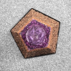 ametist, orgonit, orgonit piramida, orgonit piramida pentagon, orgoniti proti sevanju