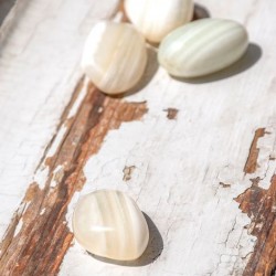 white agate, agate, white agate crystal, pocket crystal, grounding crystal, crystals for meditation
