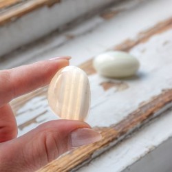white agate, agate, white agate crystal, pocket crystal, grounding crystal, crystals for meditation