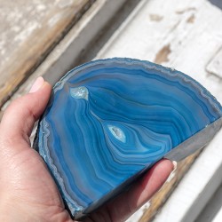 agate, blue agate, geode, agate geode, blue agate geode, agate bigger piece, blue crystals, communication crystals