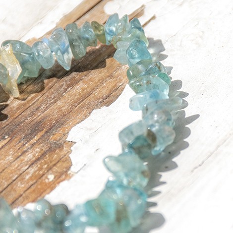 apatit, apatit zapestnica, apatit nakit, kristali za komunikacijo