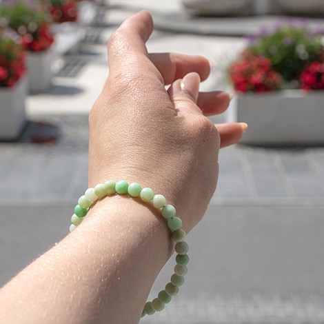 krizopras, krizopras kristal, krizopras cena, krizopras nakit, krizopras zapestnica, kristali za srčno čakro