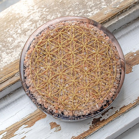 mesečev kamen, mesečev kamen kristal, orgonit, orgonit podstavek, orgoniti za prostor