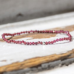 garnet, garnet crystal, garnet necklace, garnet jewellery, crystals for love, crystals for passion