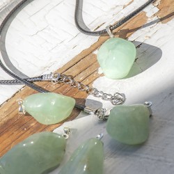 Prehnite stone crystal crystal necklace gift ideas stone of unconditional love