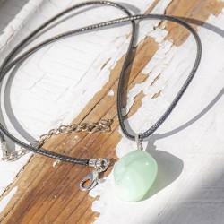 Prehnite stone crystal crystal necklace gift ideas stone of unconditional love