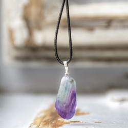 rainbow fluorite, fluorite, fluorite necklace, fluorite jewellery, protection crystal, calming crystal