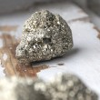 pirit, pirit kristal, pirit nebrušen kos, pirit cena, kristal za obilje, kristali za posel, kristali za denar