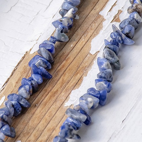 sodalite, sodalite crystal, energy crystal, throat chakra, sodalite necklace