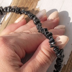 black tourmaline, black tourmaline crystal, black tourmaline necklace, chips necklace, protection crystal