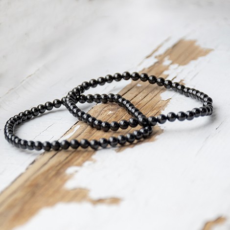 spinel, spinel crystal, spinel bracelet, spinel jewelry, black spinel, protection crystal