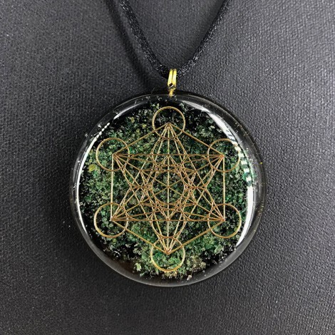 zeleni aventurin, črni turmalin, orgonit, orgonit ogrlica, orgonit nakit, kristal za zdravje, kristal za srečo, zaščita