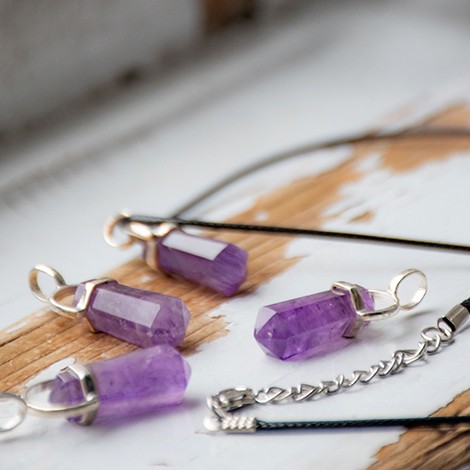 ametist ogrlica špica sprostitev nespečnost težave s spanjem