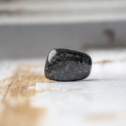 nuummite crystal, nuummite, pocket crystal, protection crystal, energy crystal