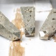 pirit obelisk pirit kristal za denar finance uspeh kreativnost pirit kamen večji
