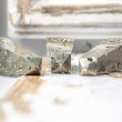 pirit obelisk pirit kristal za denar finance uspeh kreativnost pirit kamen večji