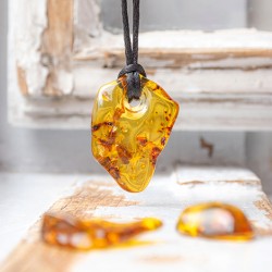 amber, amber crystal, amber necklace, amber jewellery, crystal necklace, crystal jewellery