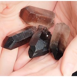 dimni kremen kamen ki lajša ženske hormonske težave boleče menstruacije težave z meno